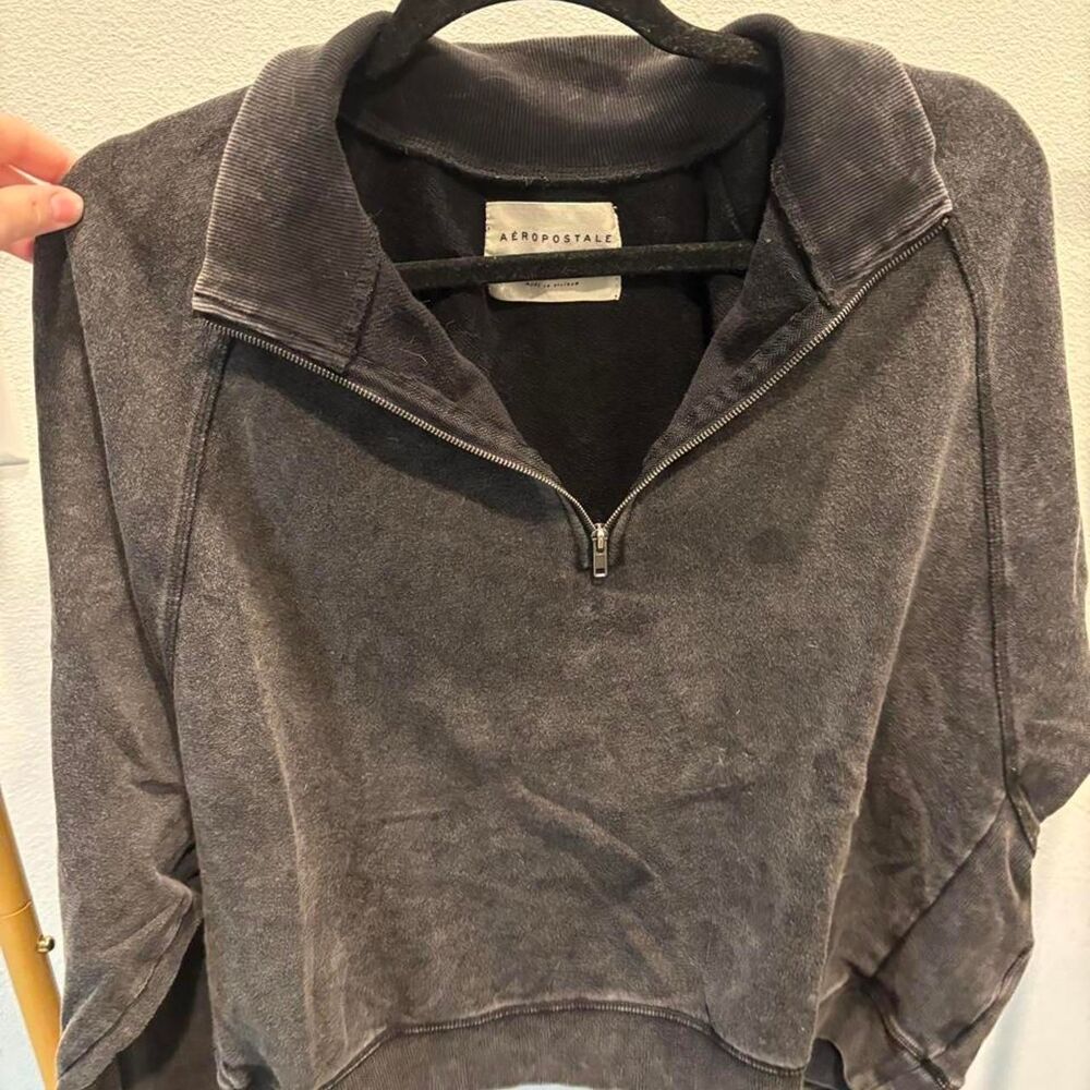 Aeropostale Women's Grey and Black Sweatshirt